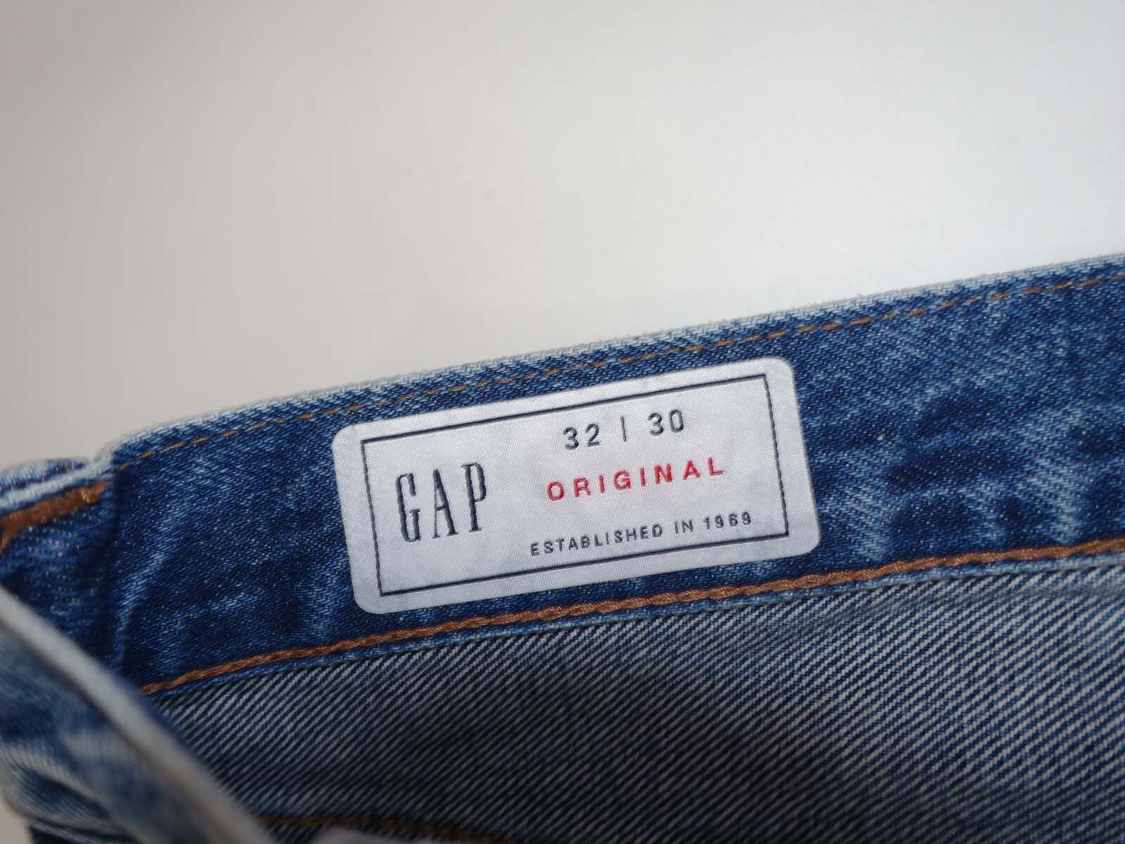 Gap Men’s 90s Original Straight Leg Jeans Size 32 x 30 NWT Button Fly High Rise