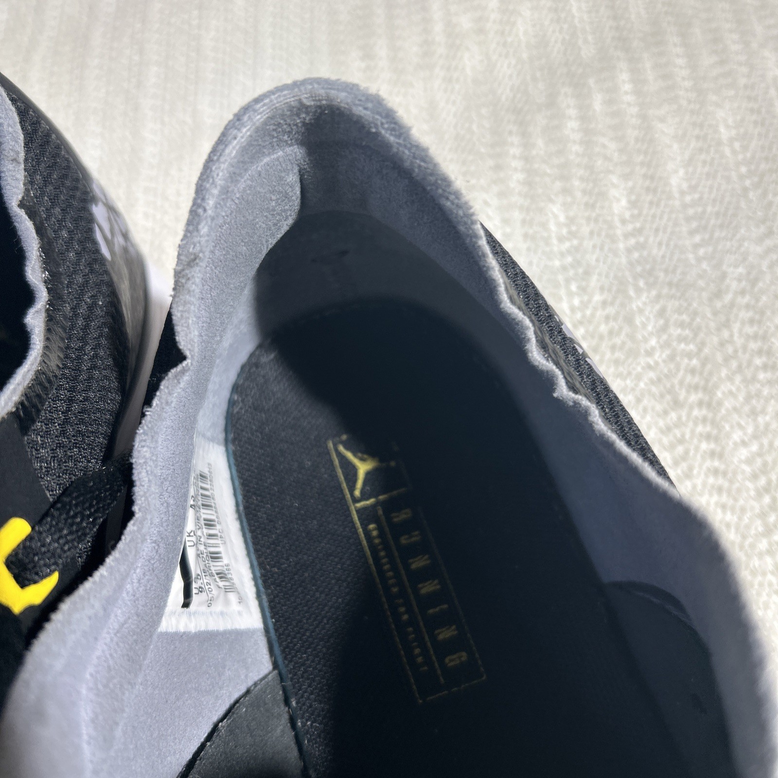Jordan 88 Racer Varsity Maize Men’s Shoes Black/Multicolor Size 9.5 NWB)