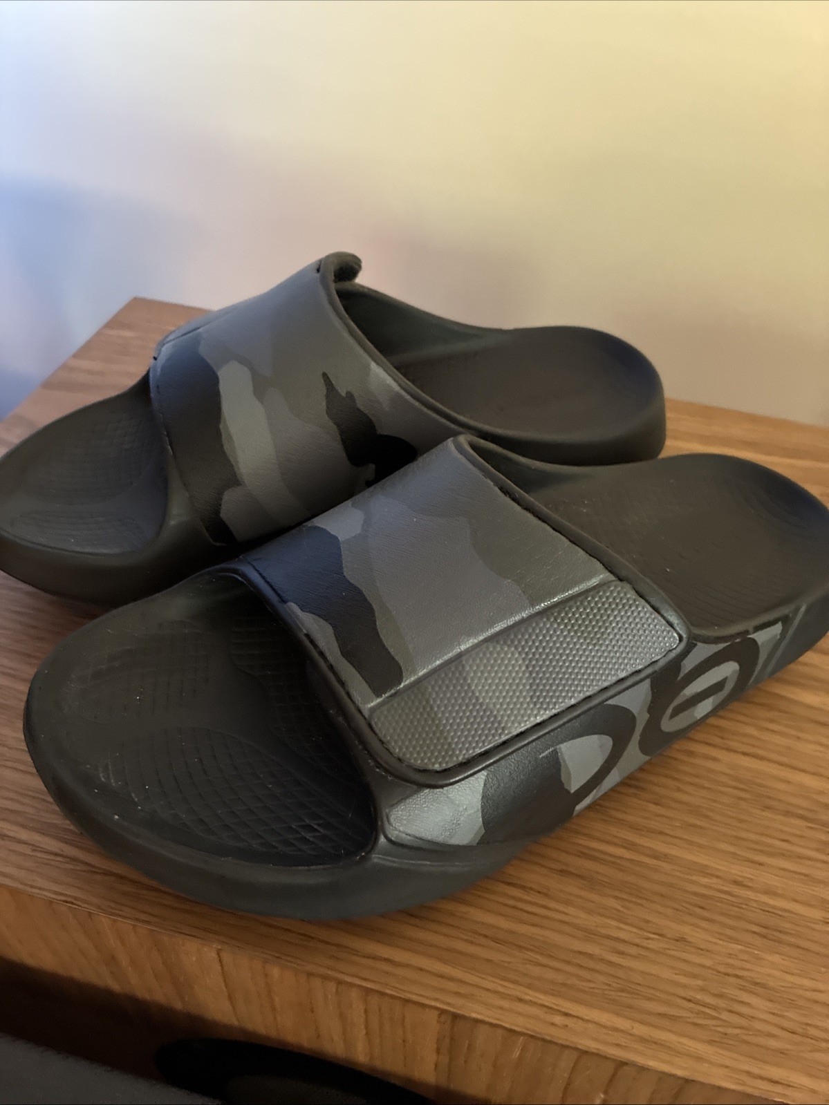 Oofos OOahh Sport Flex Unisex Camo Slide Sandals Recovery Shoes Sz 5Men 8Women