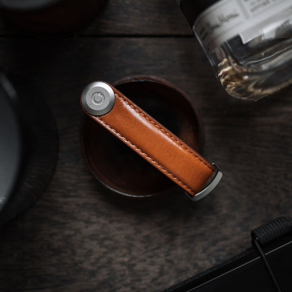 Orbitkey LTHO-2-CGTN 2.0 Leather Key Organizer, Carry 2-7 Keys, Cognac/Tan