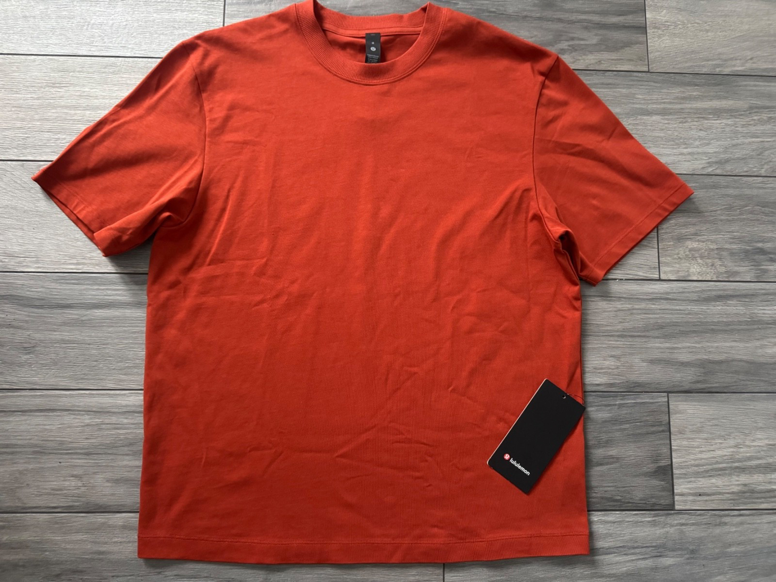 LULULEMON MENS HEAVYWEIGHT COTTON JERSEY T-SHIRT, AUTUMN RUST-BERRY RUMBLE, NWT