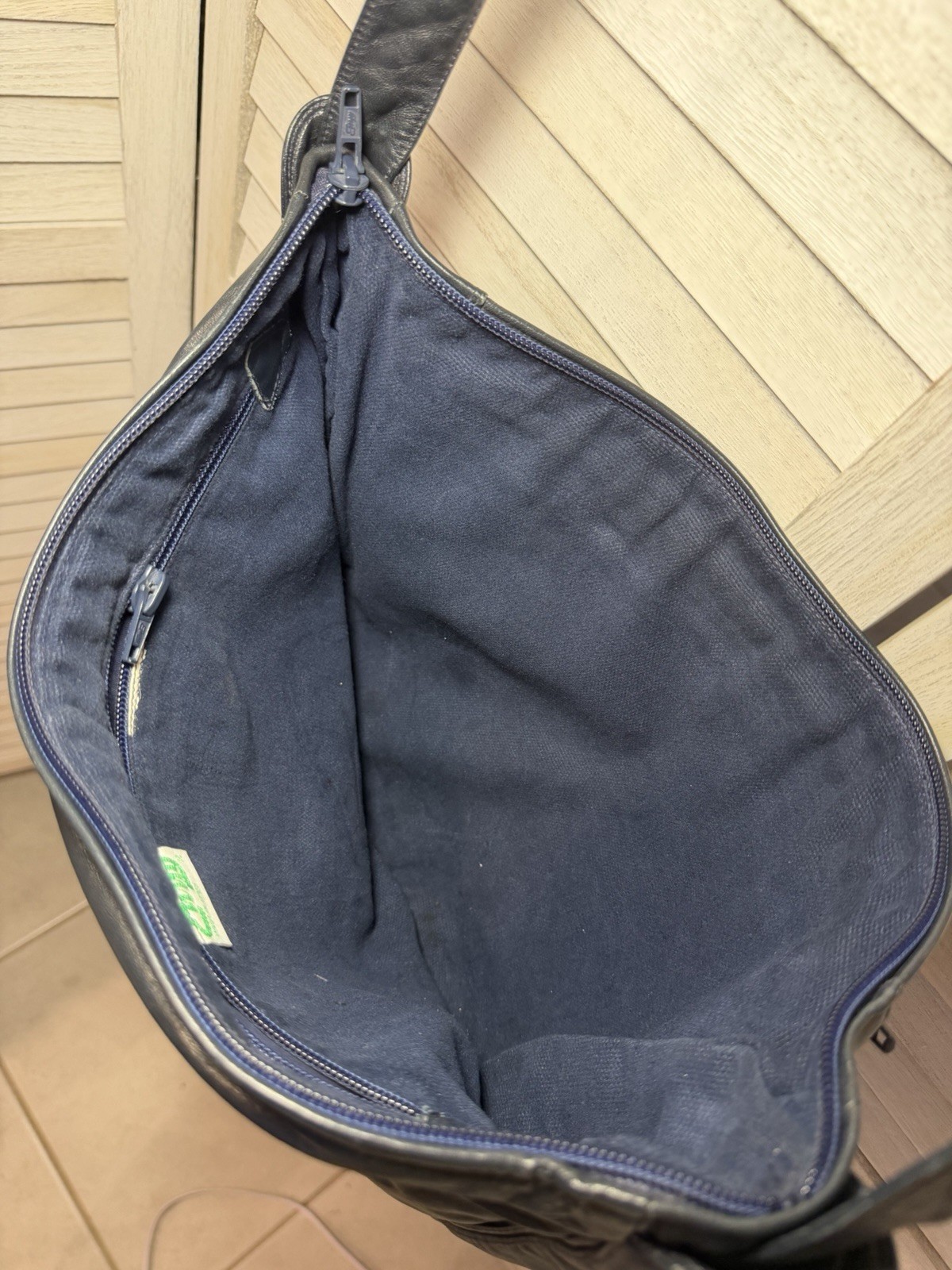 Vintage Italian Leather Navy Zip Half Moon Crossbody Bag Enny