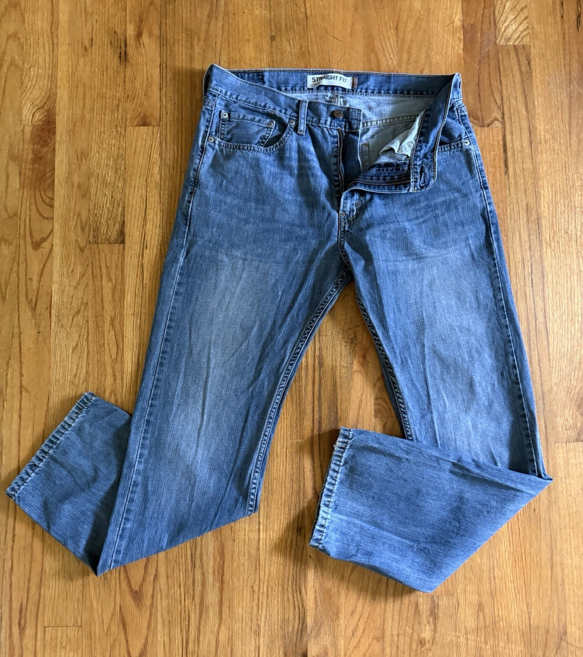 Levi’s 505 Men’s 30×32 Straight Fit Blue Medium Wash Cotton Denim Jeans Mid Rise