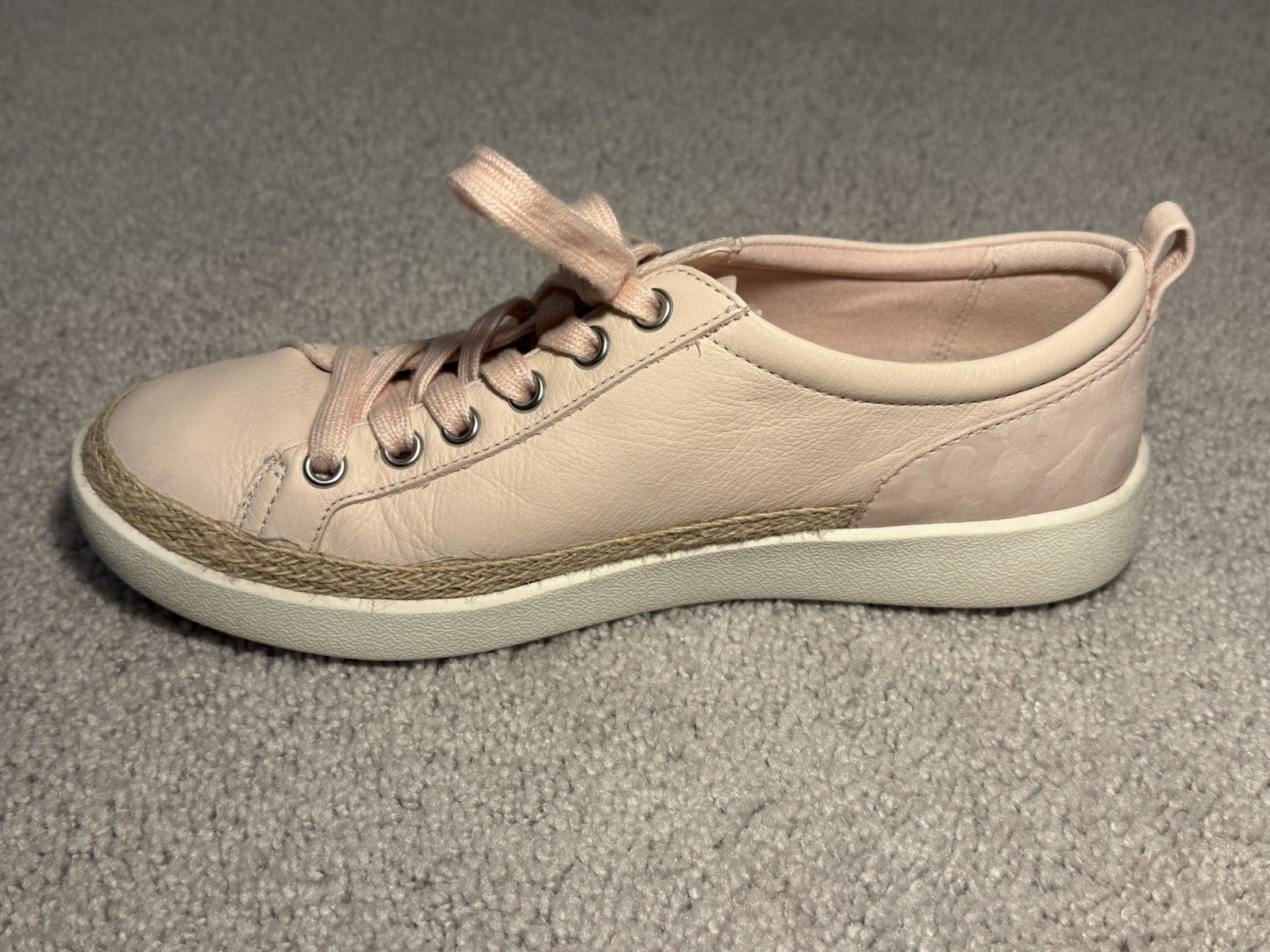 Vionic Winny Sneakers Pink Size 7.5