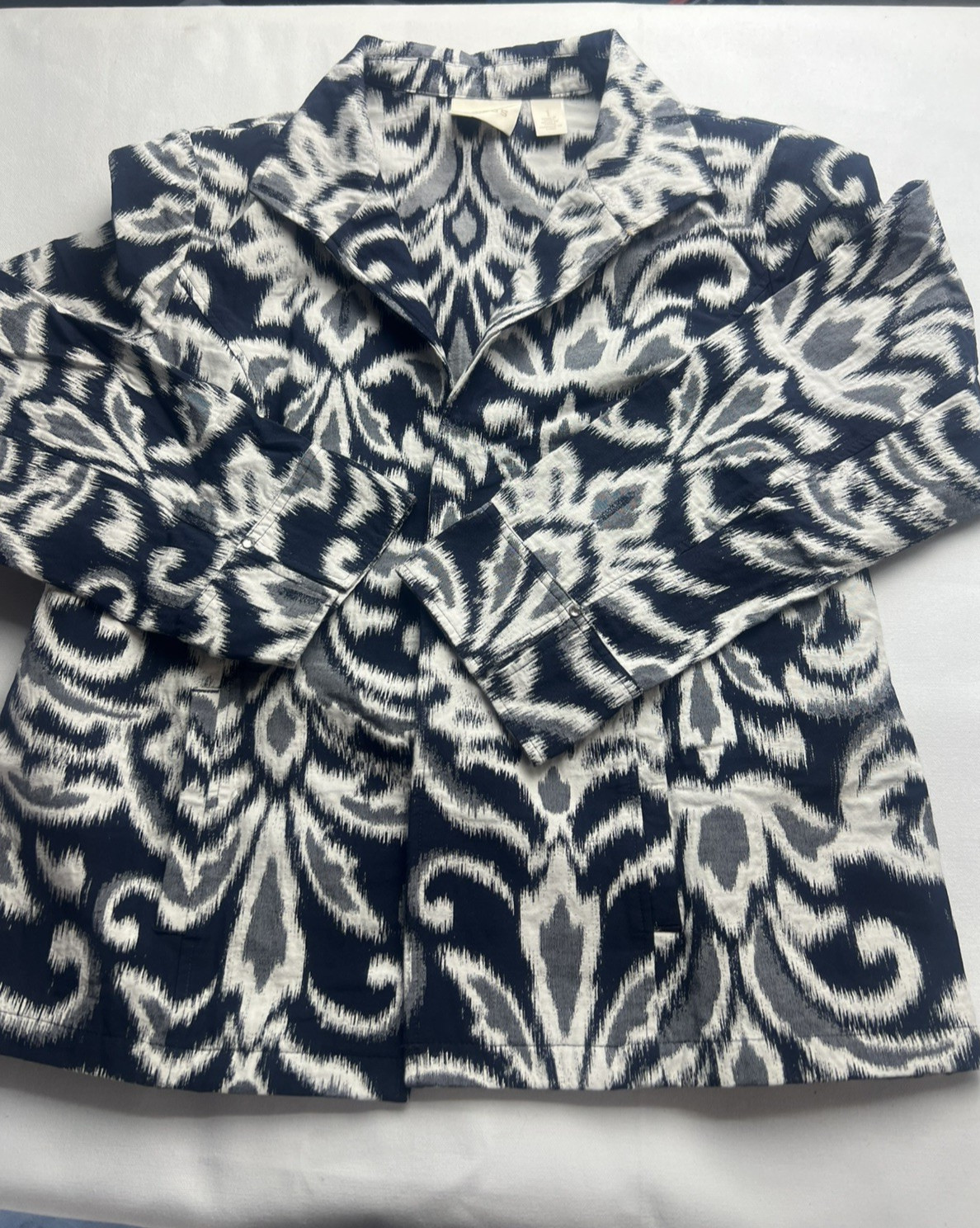 Chico’s Womens Jacket Size 1 Sm Open Front Navy Grey Cream Sher Ikat Jacquard