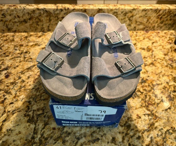 NEW BIRKENSTOCK ARIZONA Basalt Grey SOFT FOOTBED SIZE US W10M8 EU 41 Narrow Fit