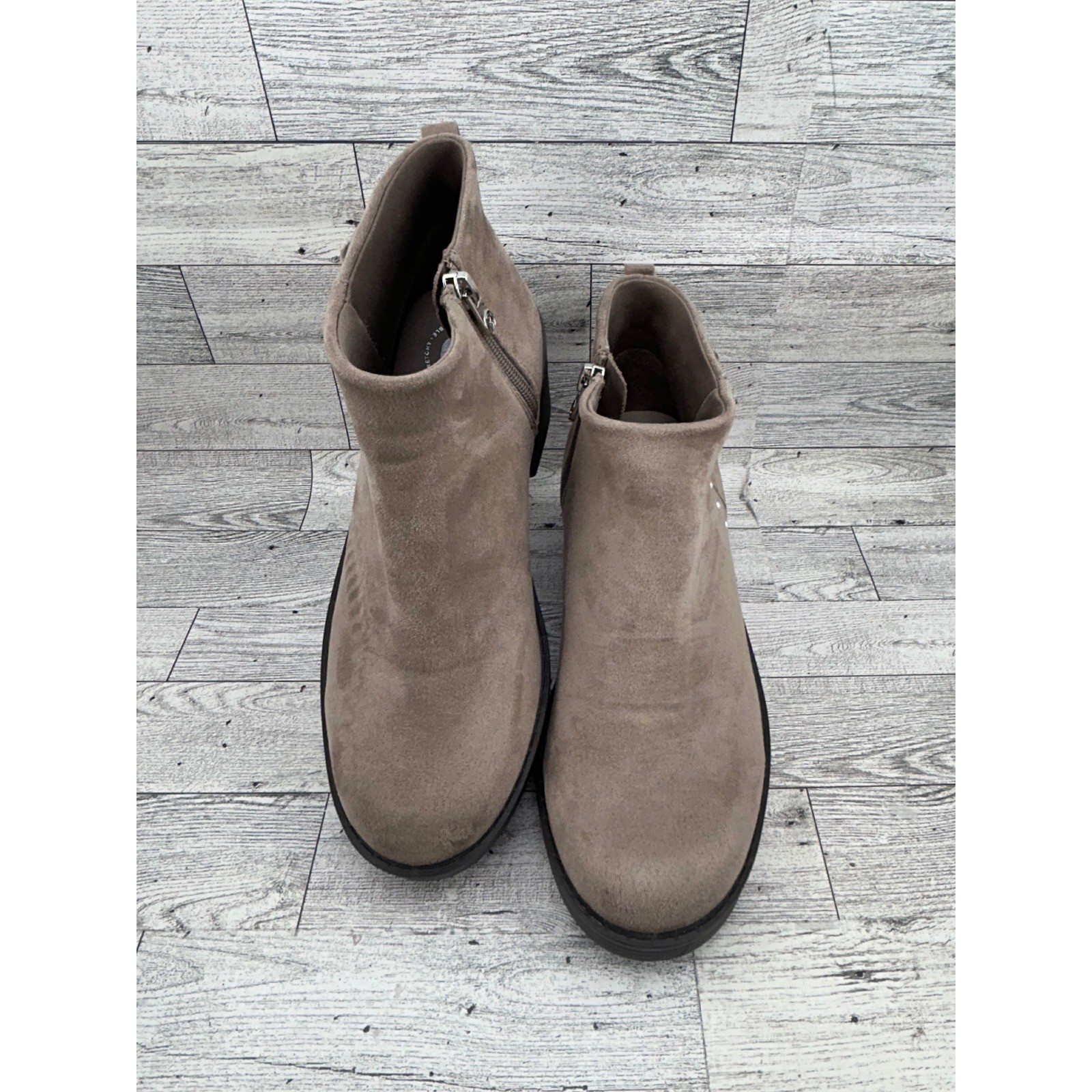 Bzees Olivia Taupe Fabric Suede Ankle Boots Washable Block Heel Women Size 7W