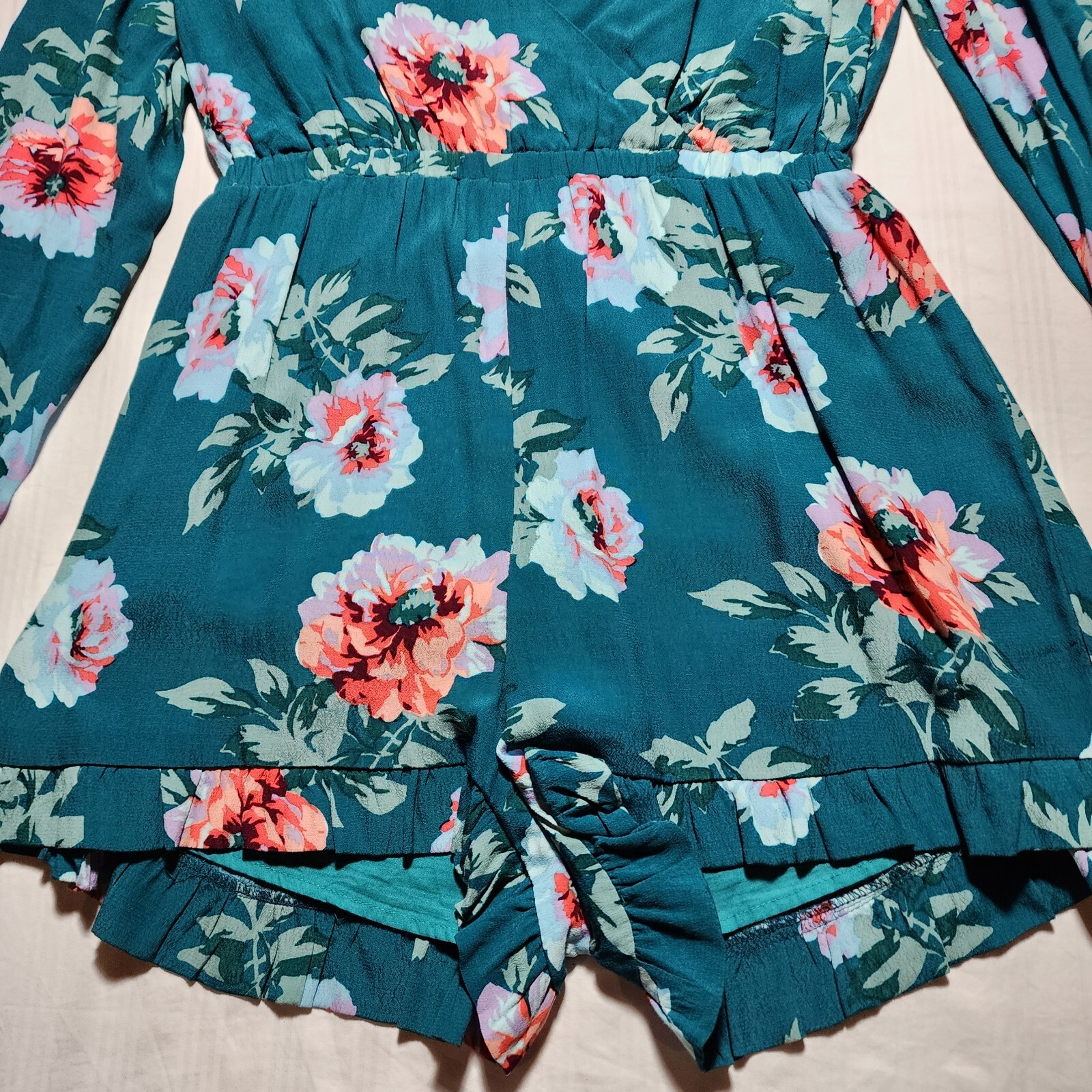 Minkpink Romper Womens Medium Green Pink Floral Short Long Sleeve Ruffles V Neck