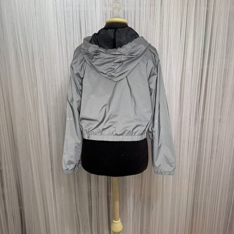 Forever 21 Reflective Hooded Windbreaker Jacket Full Zip Gray Women’s M
