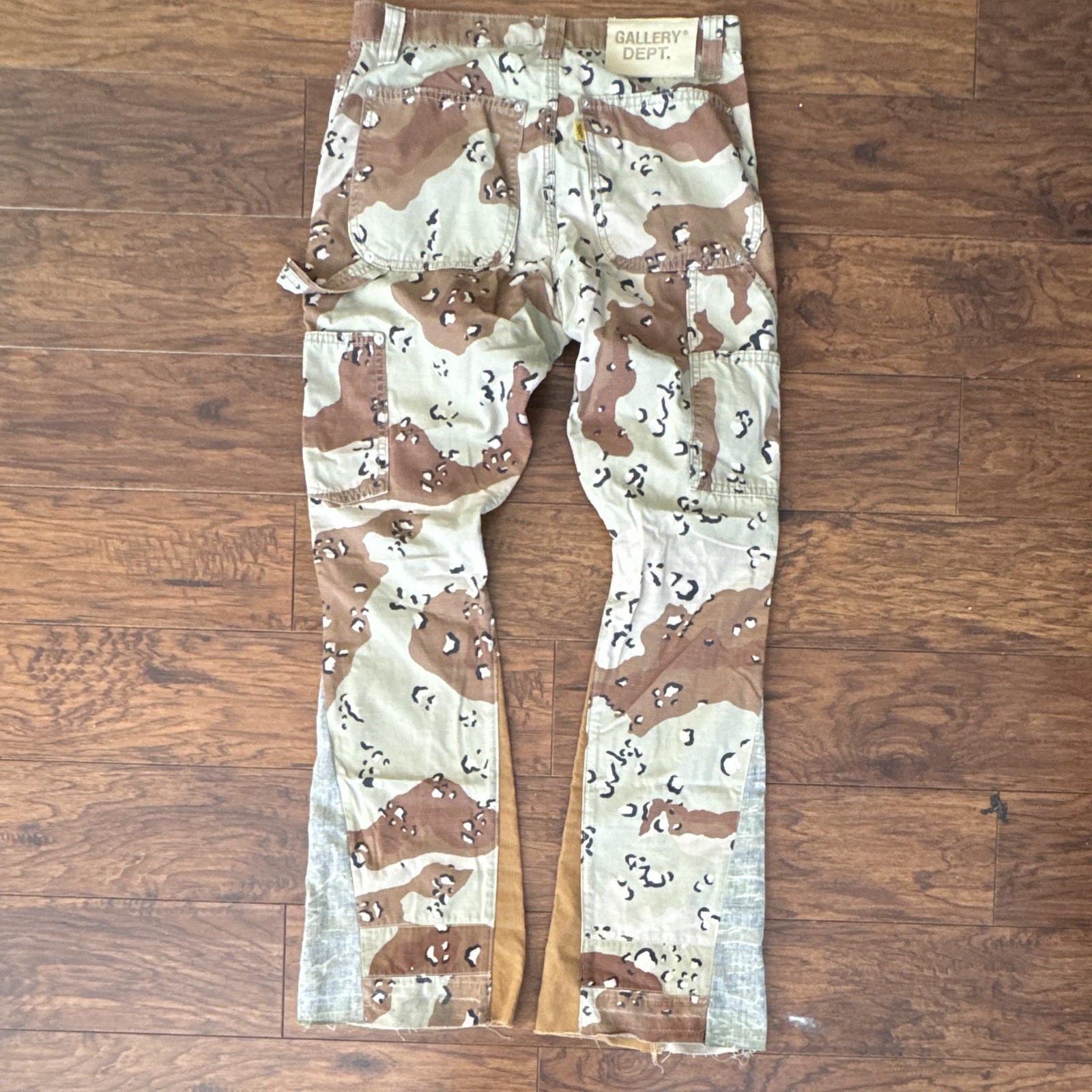 Gallery Dept. Men’s Camo Cargo Pants Flared Leg Cotton Canvas Button 28