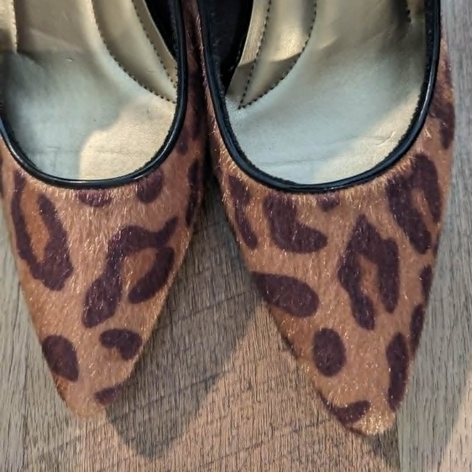 Comfort Plus Faux Calf Hair Leopard Print Memory Foam 2 inch Pumps size 5 – NWT