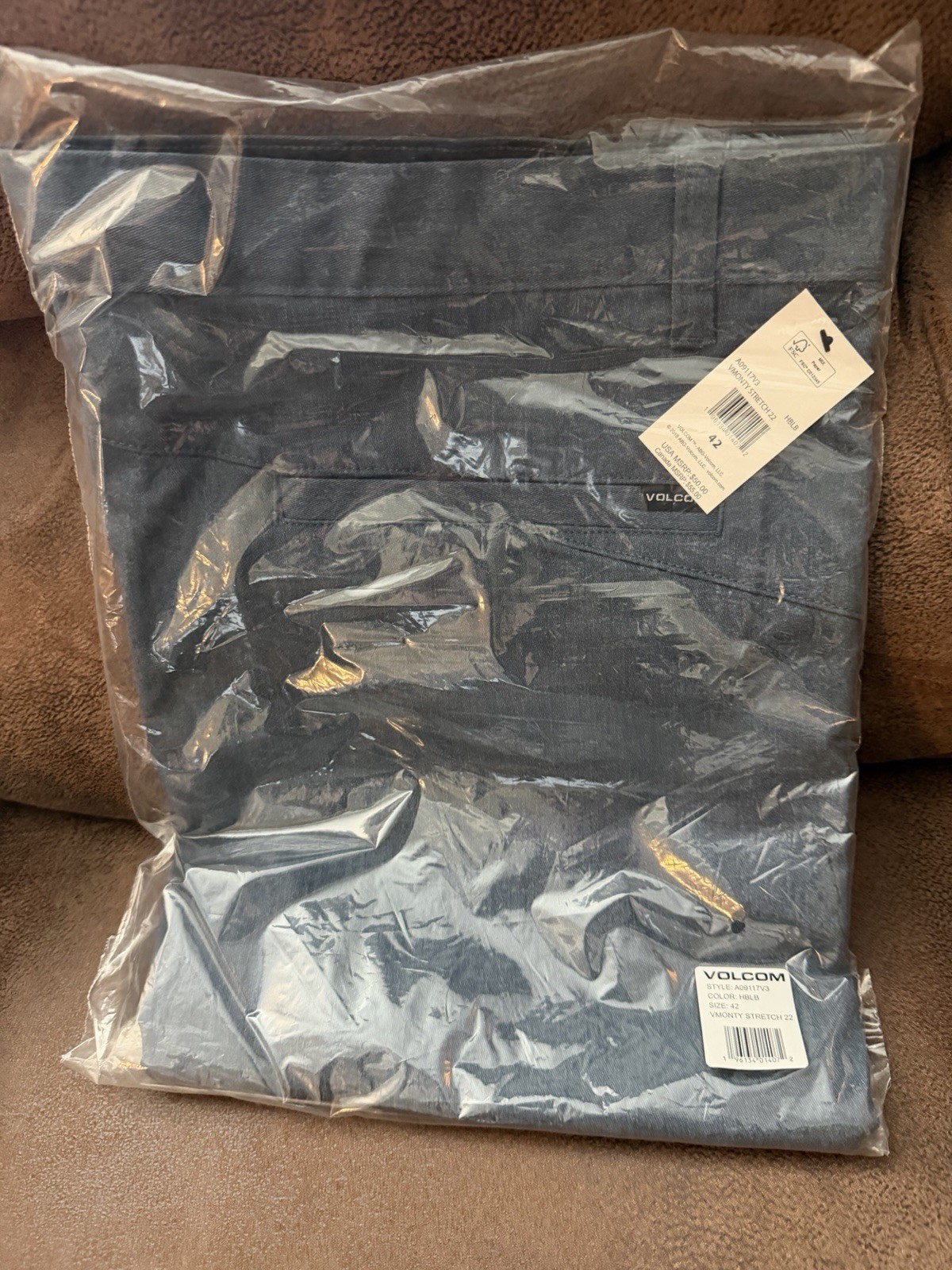 volcom v monty 42 shorts