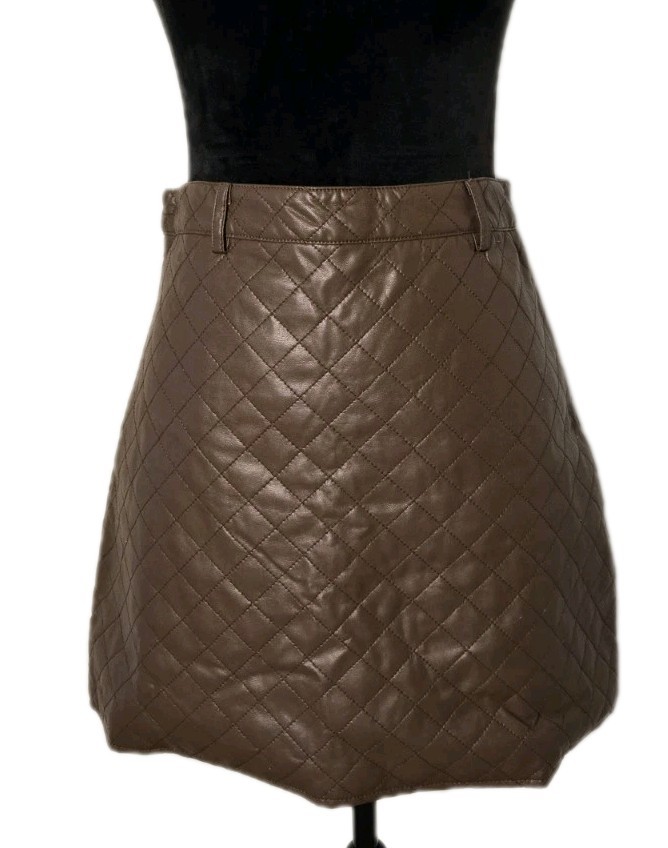 NWT Paper Crane Brown Quilted Short Faux Leather Skirt Size Medium MSRP $46
