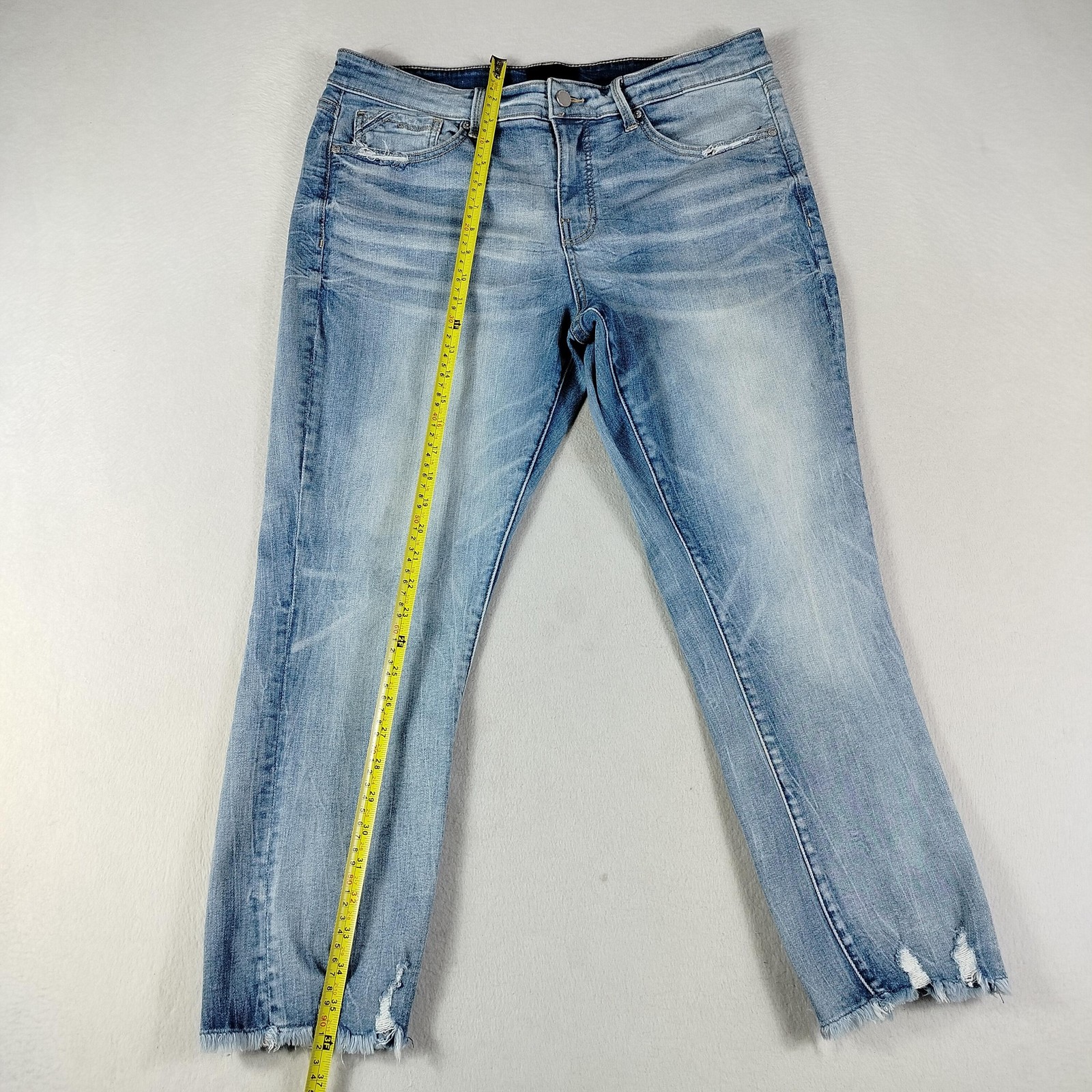 Buckle Black Jeans Womens 32 Light Wash Fit 256 Distressed Raw Hem Boyfriend Fit