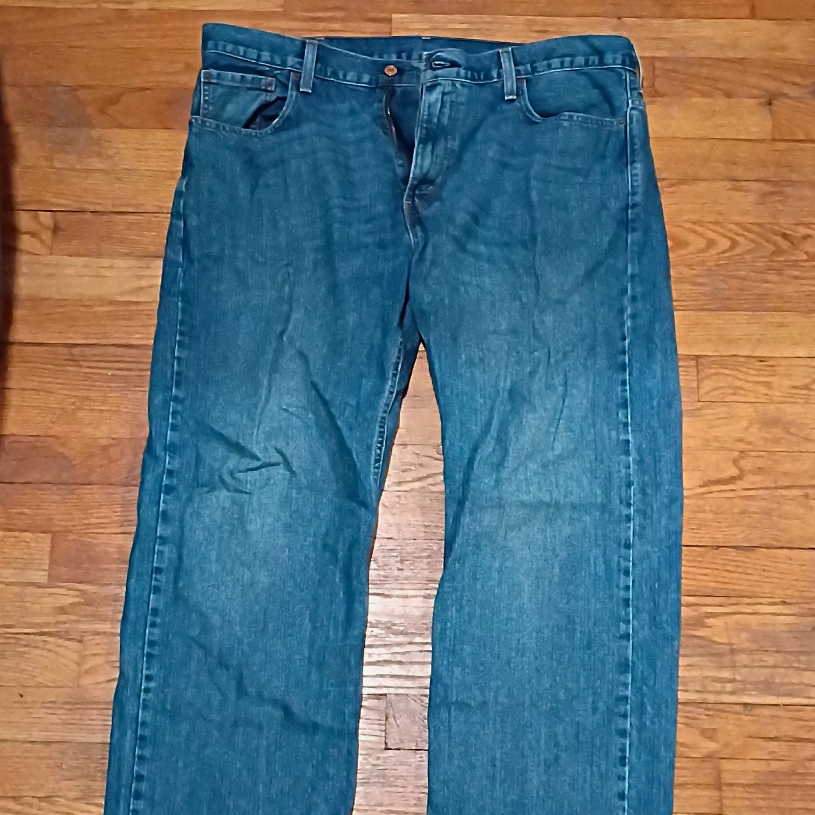 Levi’s Men’s Blue Denim Jeans Relaxed Fit Straight Leg Mid Rise Zip Fly