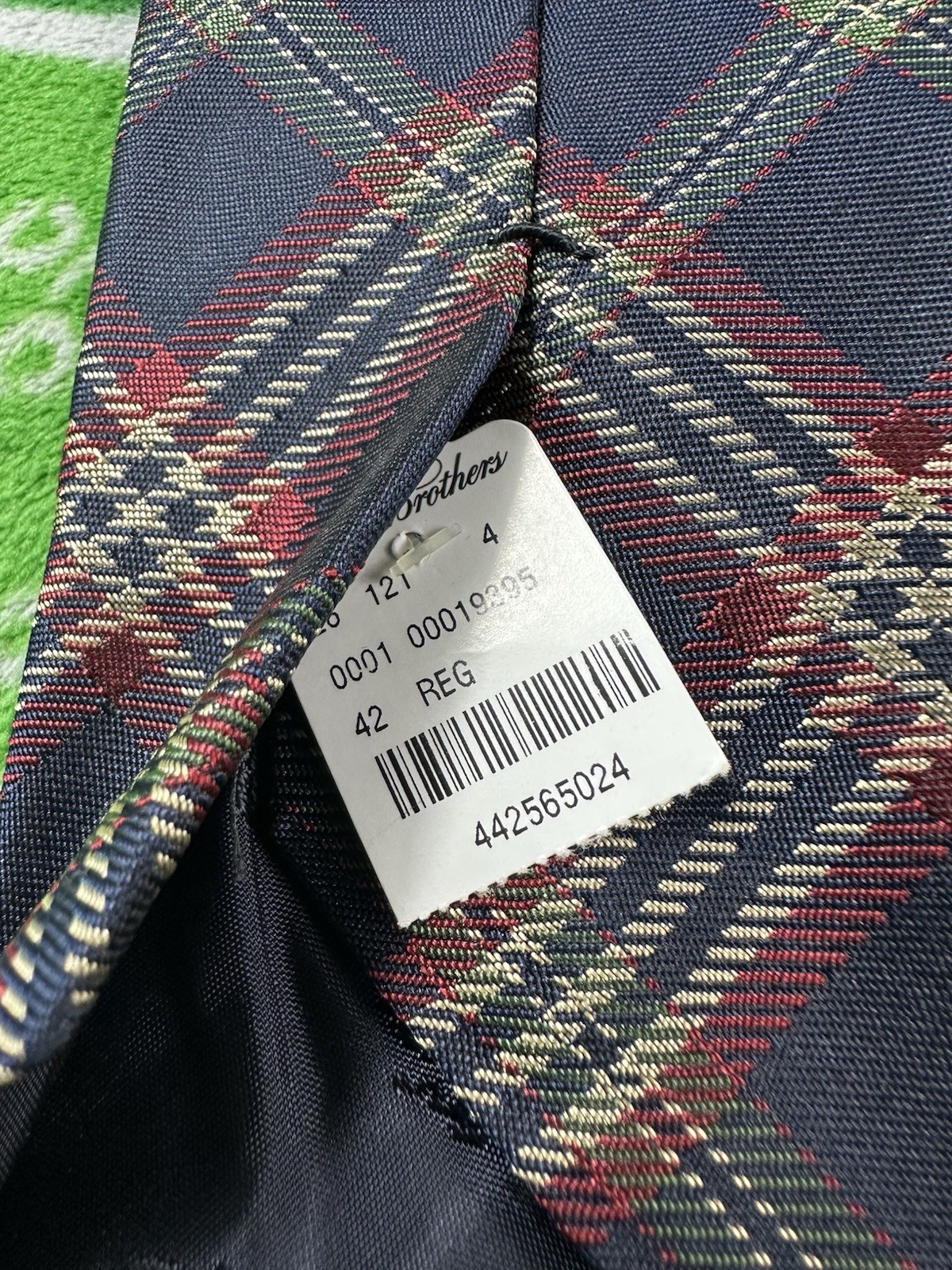 Brooks Brothers Current Navy Red Green Check Silk Men’s Tie 3.25 In NWT