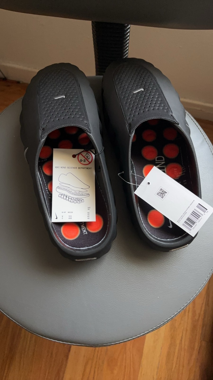 Nike Mind 001 Black/Chrome Slides (Size 7-12) New With Box *Run Small*