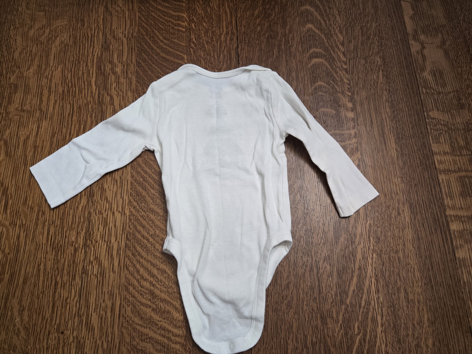5 piece 9 Month Christmas Baby Bodysuit Clothing Lot.