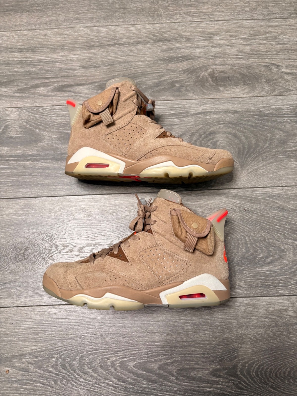 Size 8.5 – Jordan 6 Retro x Travis Scott Mid British Khaki