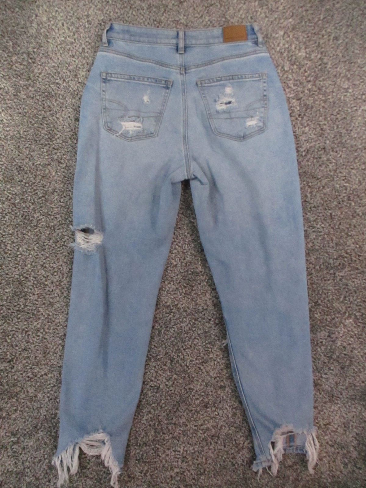 American Eagle Mom Jeans Womens 6 Blue Distressed Stretch High Rise Denim 27×27