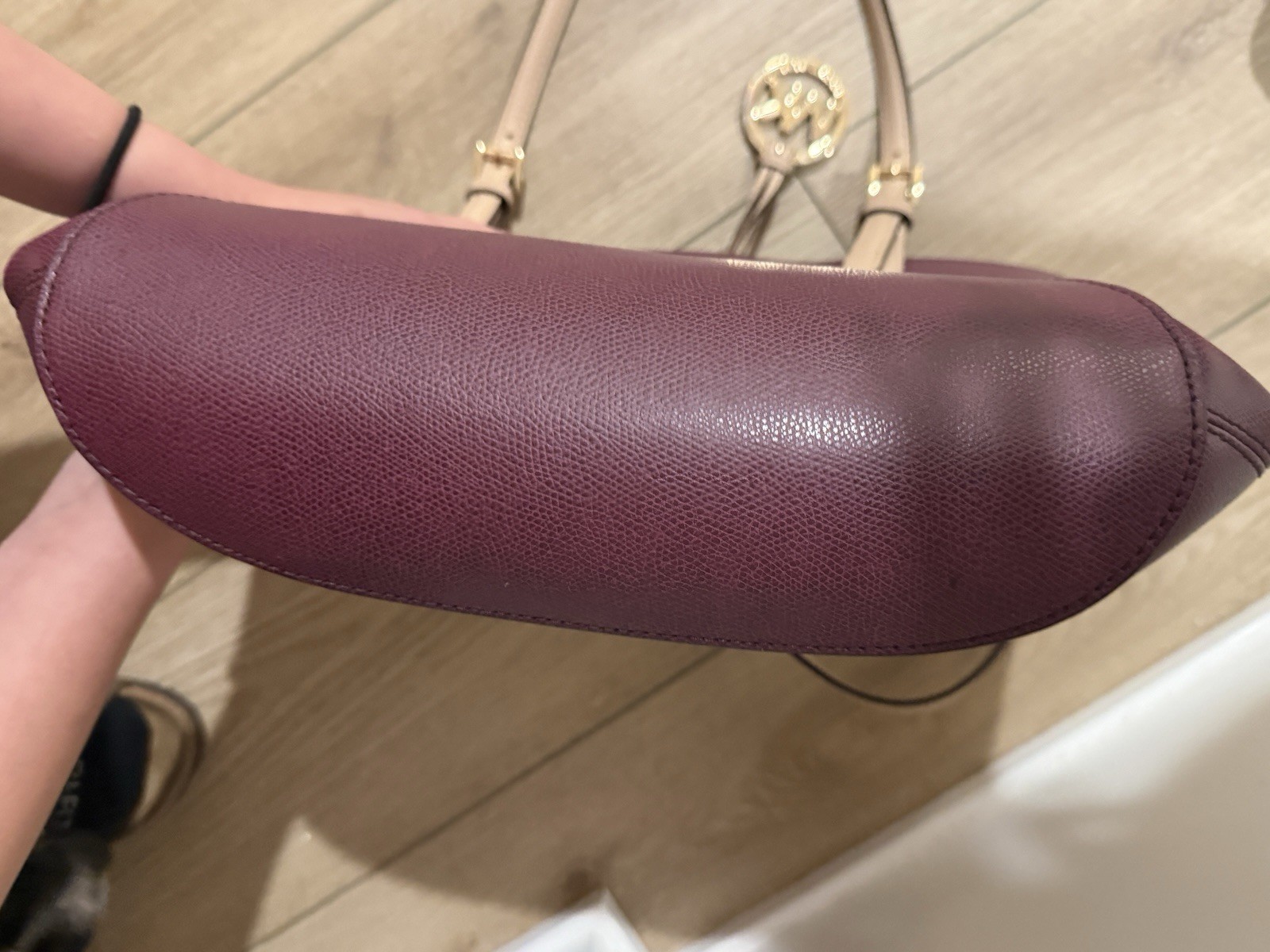 Michael Kors Leather Shoulder Bag Purple Textured. Perfect Condition. Never Used