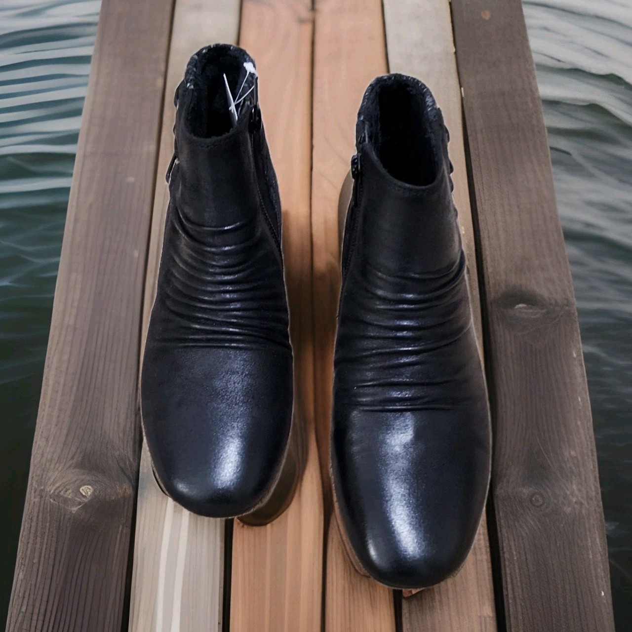 BareTraps Peanut Black Zip Ankle Bootie Womens US 6M Rebound Technology #0198