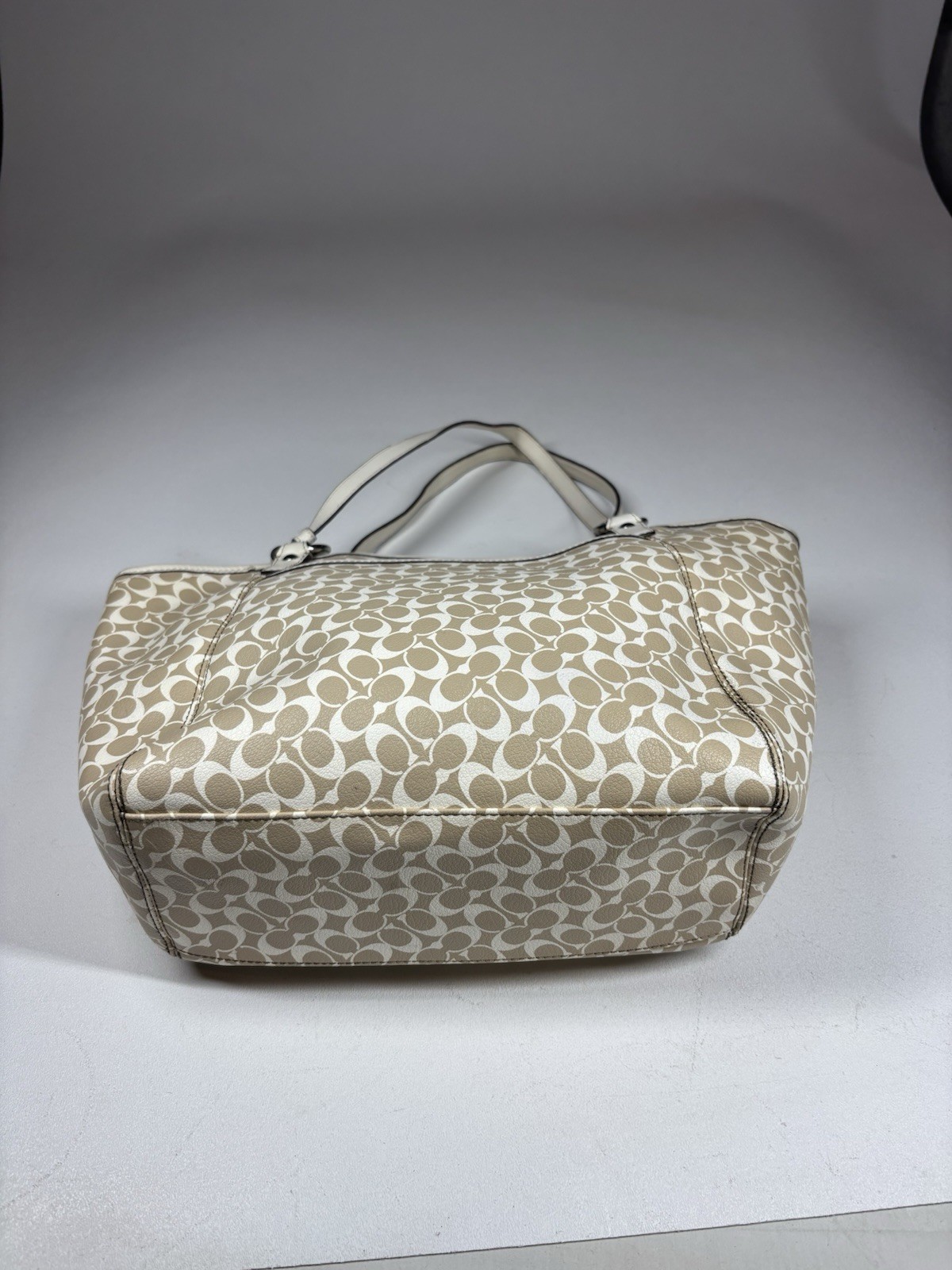Coach Signature Leah Large Shoulder Tote Bag Khaki White 15135 Handbag Purse