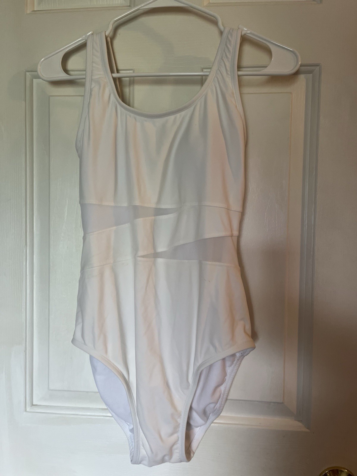 Women’s White Catalina 1 Piece White Bathing Suit Size Small Or 4-6