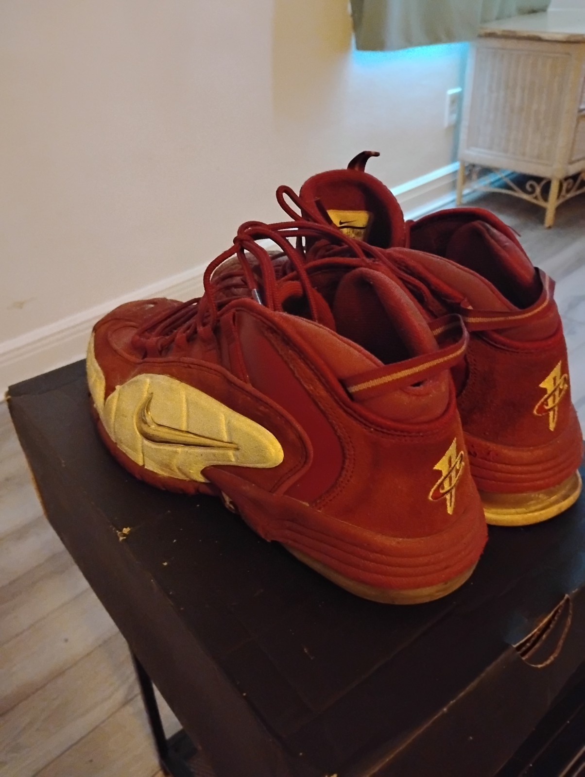 Nike Air Max Penny 1 Shoes Men’s 10.5 House Party Maroon White Gold