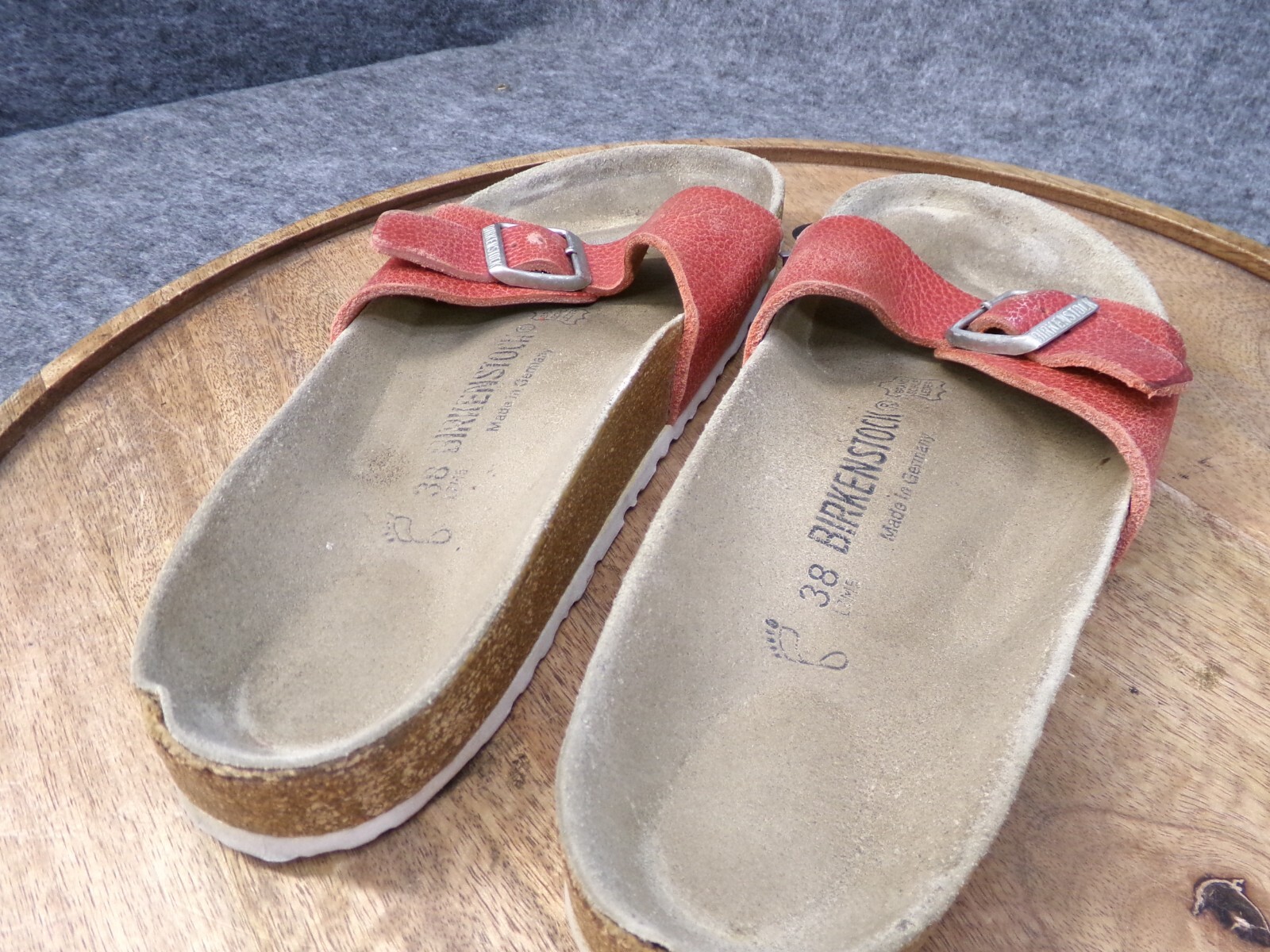 Birkenstock Madrid Women’s Red Leather Slip On Slides Sandals Size 38 US 7 Reg