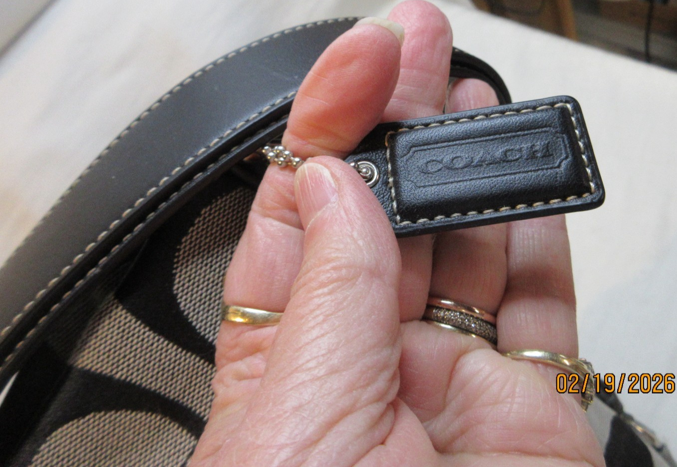 SIGNATURE “OLDER, THE GOOD STUFF”~COACH~LRG CC MONOGRAMMED PURSE~BLACK LEATHER