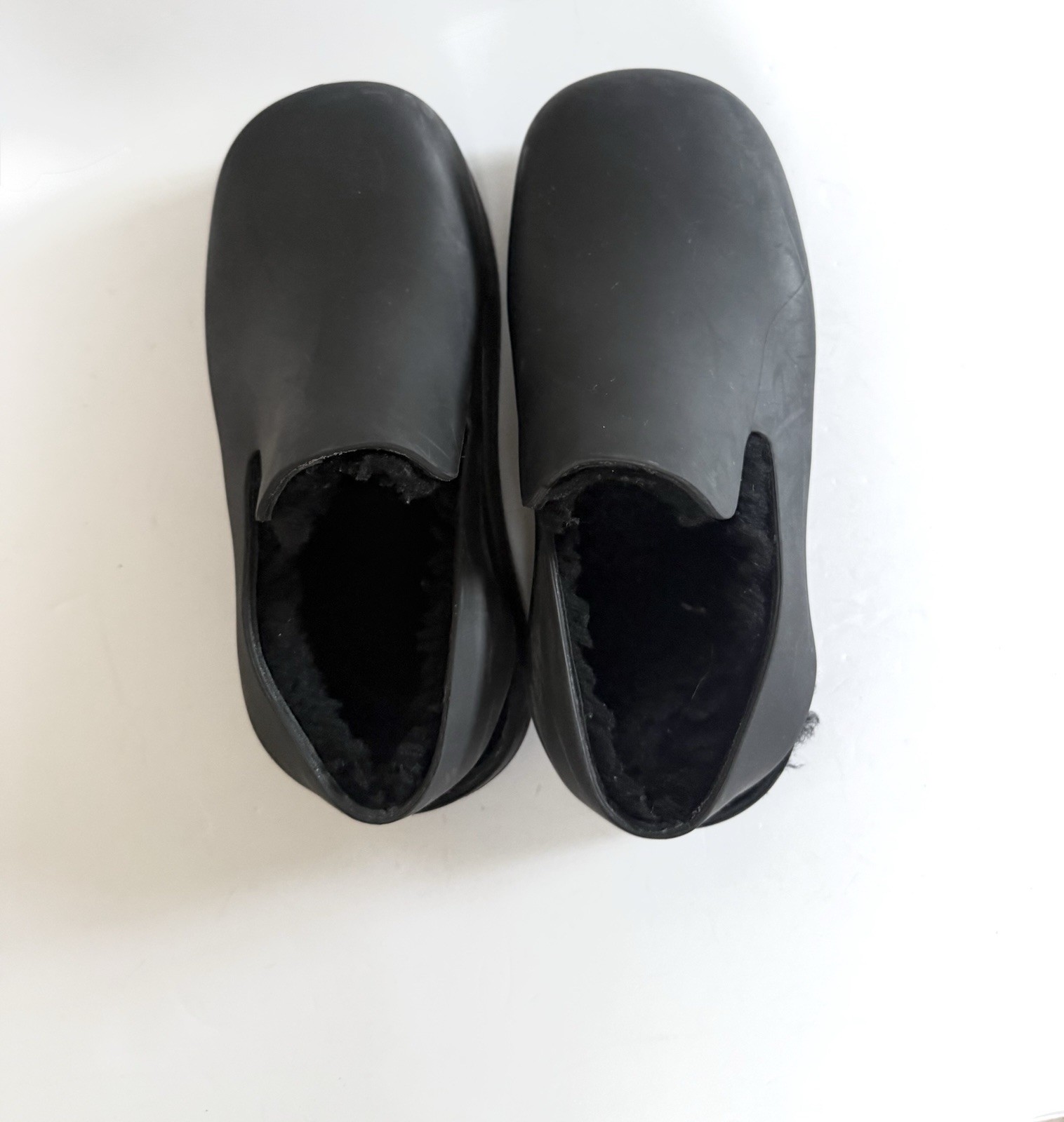Bottega Veneta Puddle Slingback Sandal Clog Slides Shearling Black Rubber Size 8