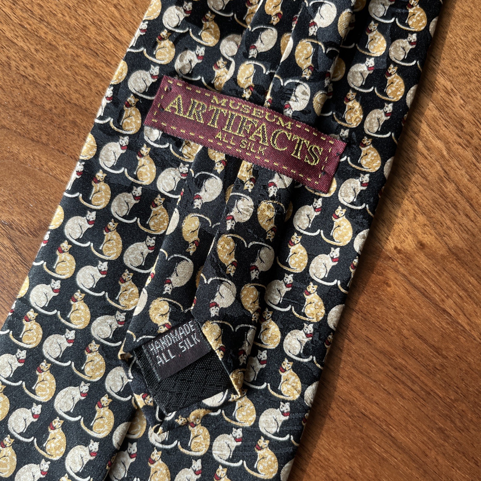 Museum Artifacts Black Silk Necktie Kitty Cat Print 57.5″L EUC!