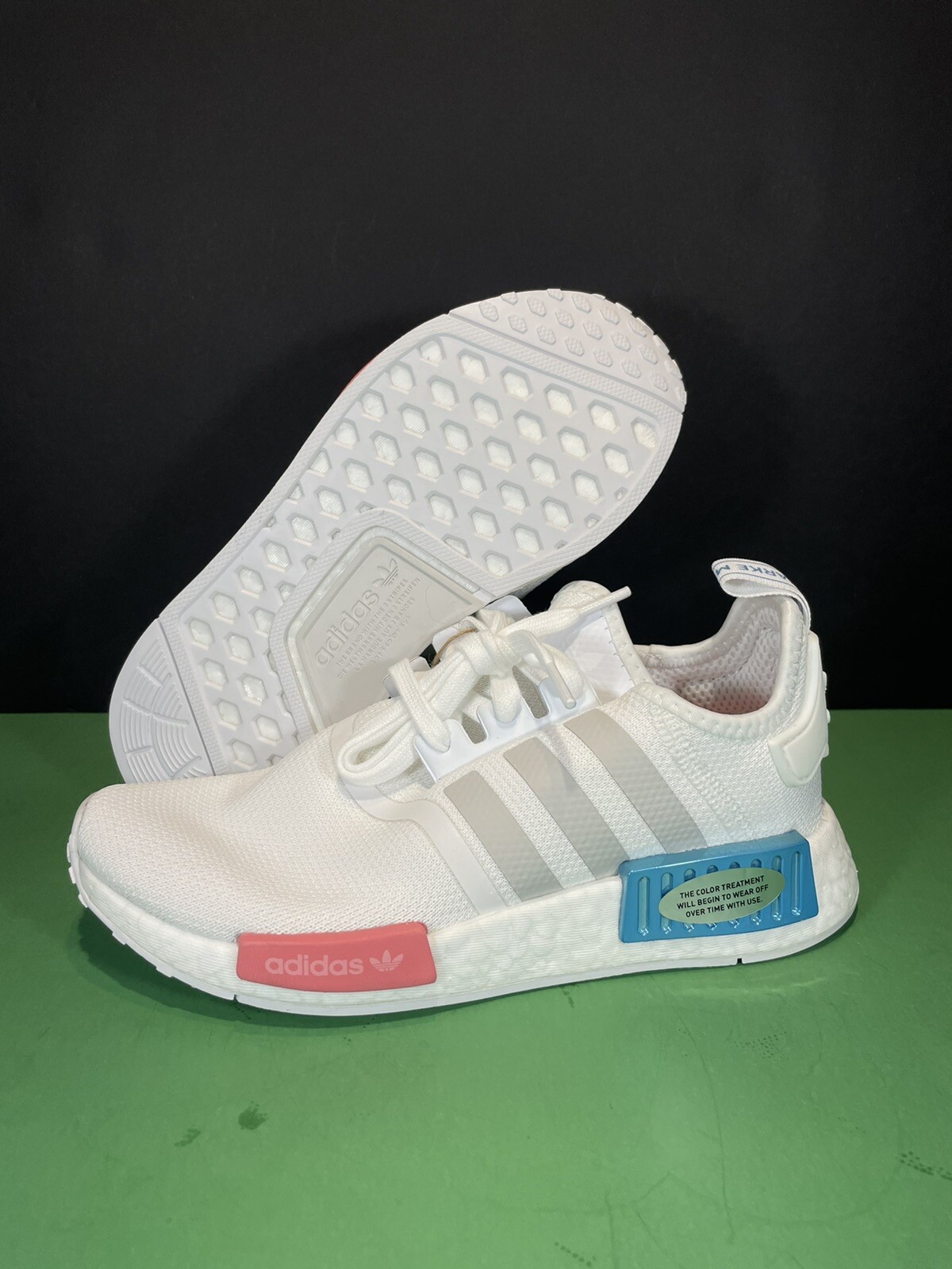 Adidas Originals Women’s Size 8 US NMD R1 White Ultra Boost Running FX7074