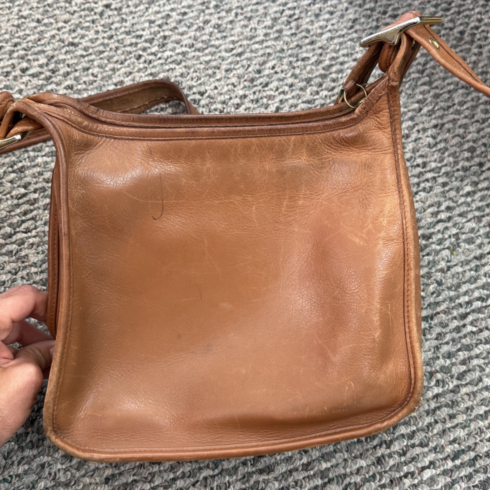 Vintage Coach Legacy Bag Zip 9966 British Tan Leather Purse Preppy
