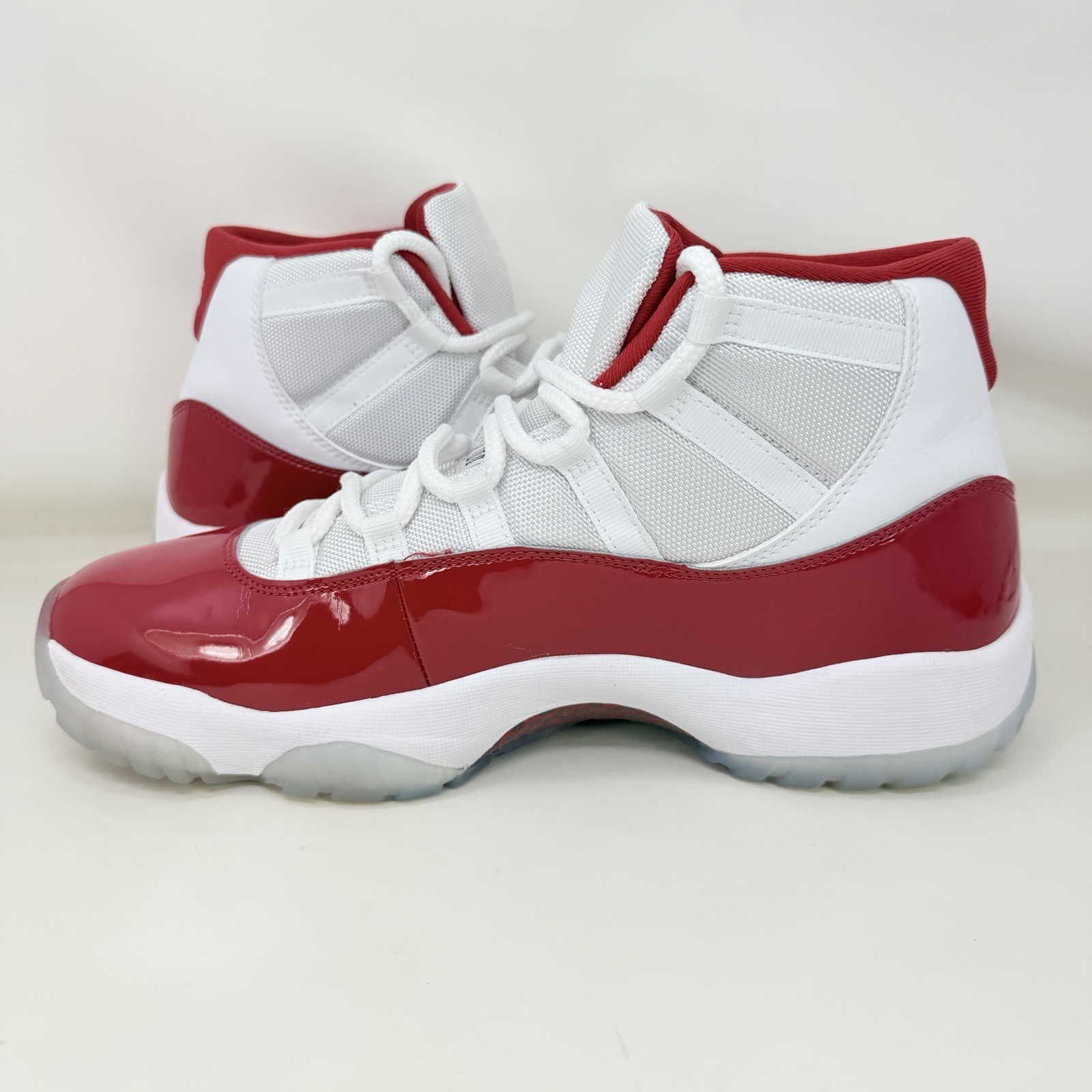 Nike Air Jordan 11 Cherry Retro Shoes Red White 2022 Men’s Size 11.5