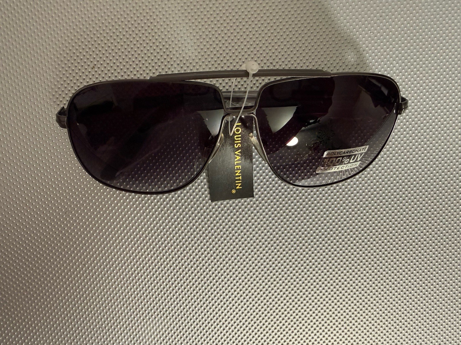Men’s Aviator Sunglasses UV400 Black Metal Frame Gray Tinted A2