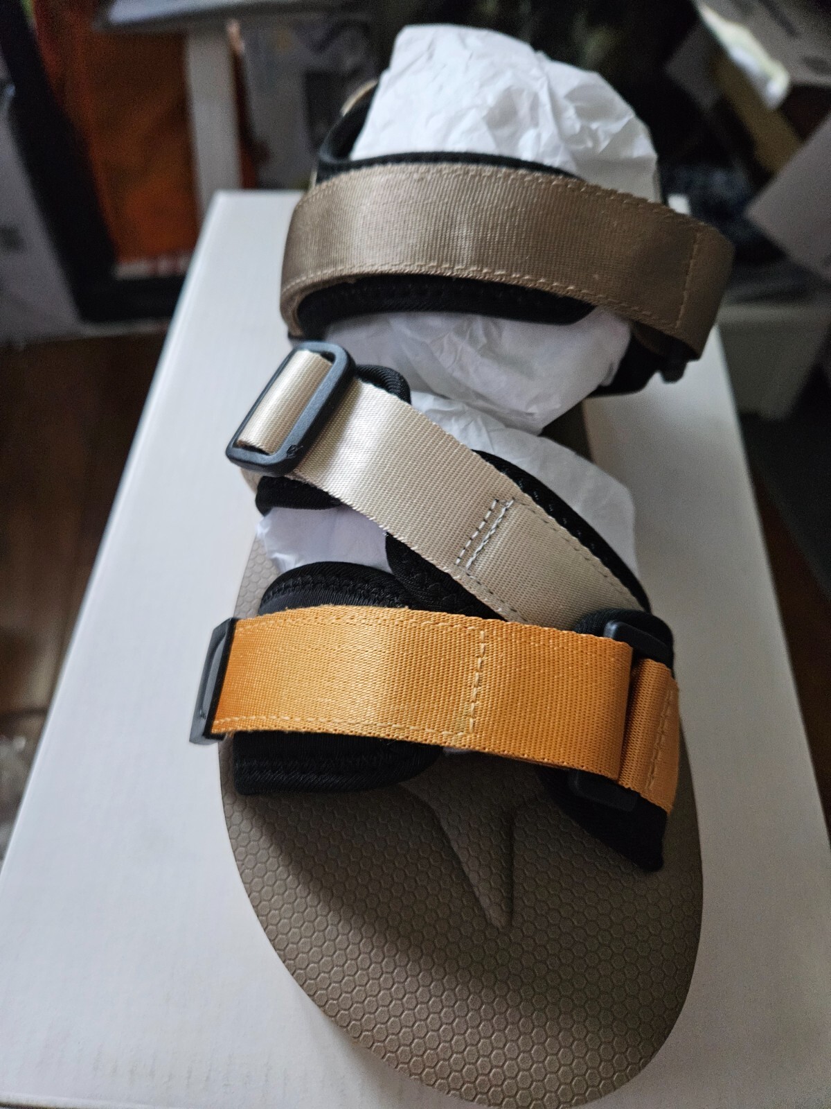 Sun Stone Men’s Lormier Tan Yellow Ankle Strap Lightweight Sandals NIB