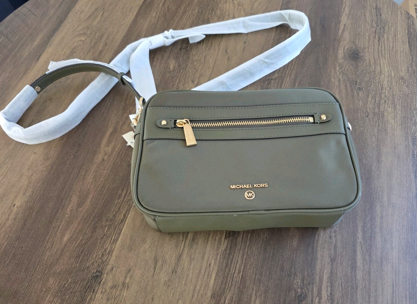 Michael Kors Jet Set Charm Large East West Crossbody Bag in Olive Green