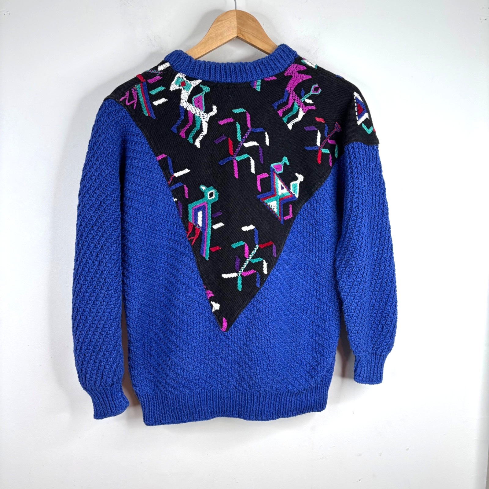 Vintage 90s Embroidered Aztec Bird Sweater S Vale La Pena Guatemala Southwestern
