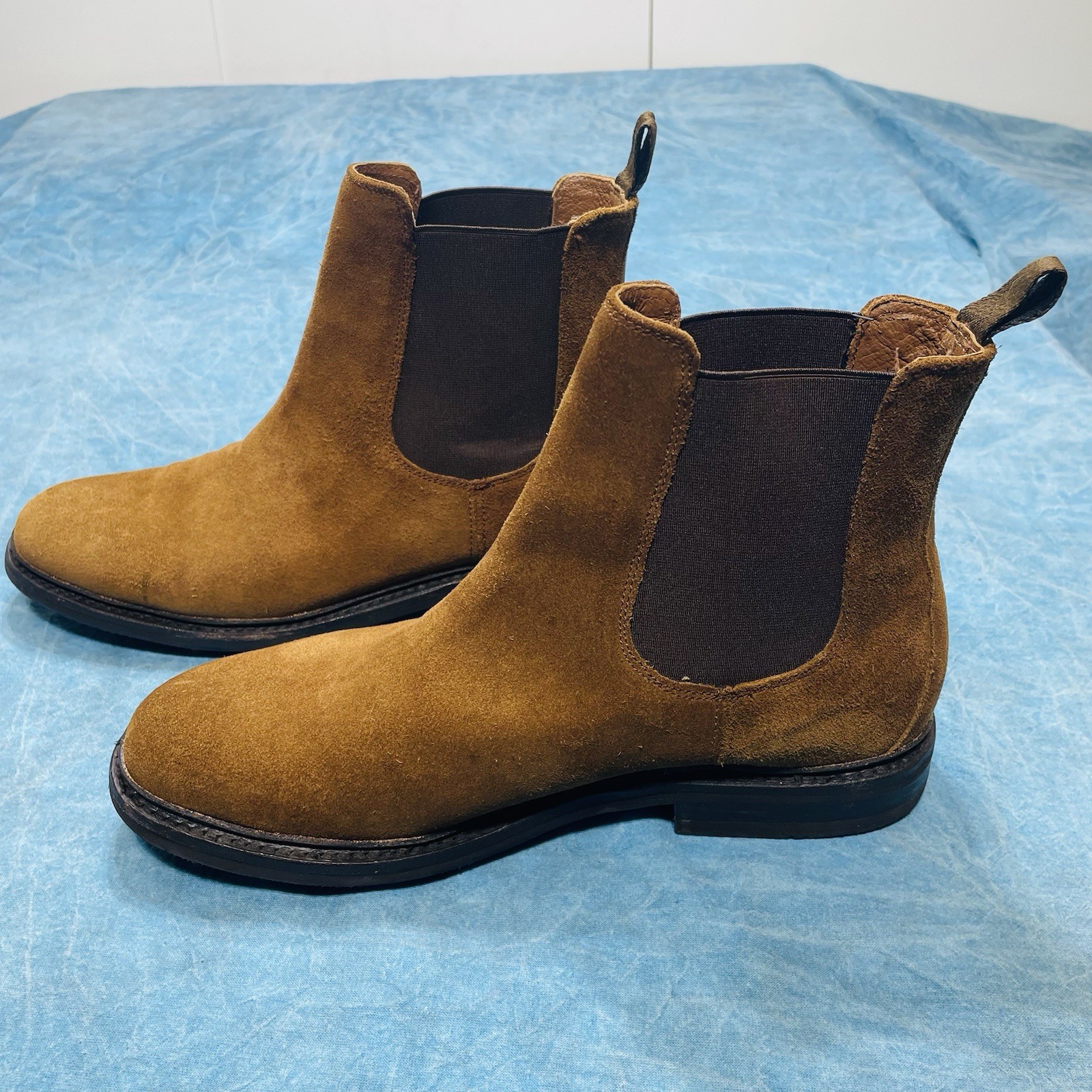Frye Seth Chelsea Boots Men’s 8D Chestnut Suede Brown Elastic Gore Side Panel
