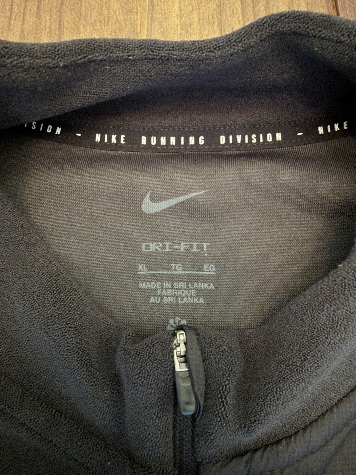 Nike Men’s Dri-FIT Running Division 1/2-Zip Mid Layer Running Top XL FB8540-010