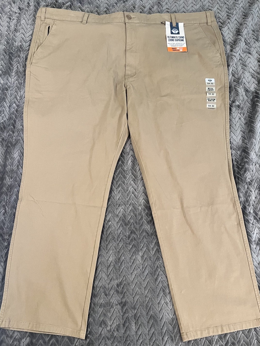 NWT Men’s Big & Tall 54 X 32 Dockers Athletic Fit Khakis $85 (D3)
