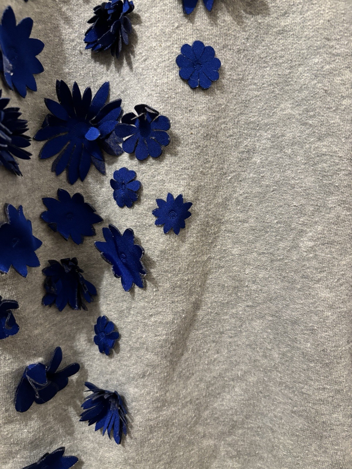 J.Crew Embellished Flower Sweatshirt XS JCrew Pullover Sweatshirt Hthr Quarry