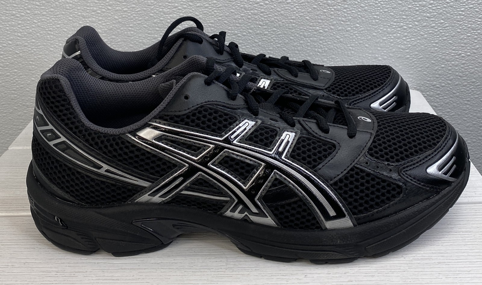 Asics Gel-1130 Men’s Size 11 Black/Pure Silver Mesh Everyday Running Sneakers
