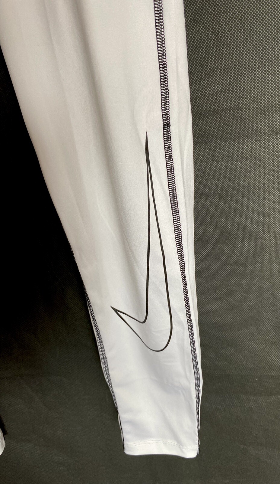 NIKE PRO Size L Men’s Tight Fit White Black Compression Training Tights NWT