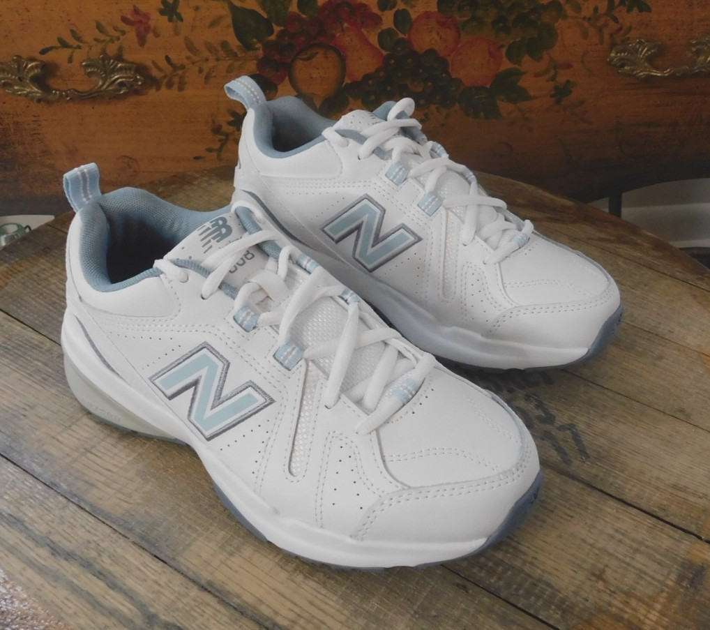 New Balance 608 V5 Walking Sneaker Womens 7 D Comfort Cross Trainer Shoes