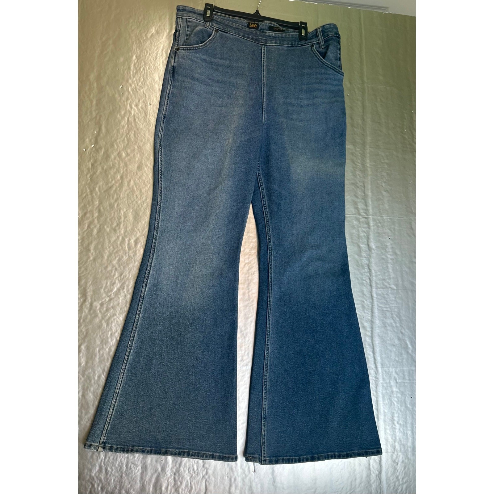Lee High Rise Flare Jeans 35×34 Women Light Wash Button on Side Stretch Wide Leg