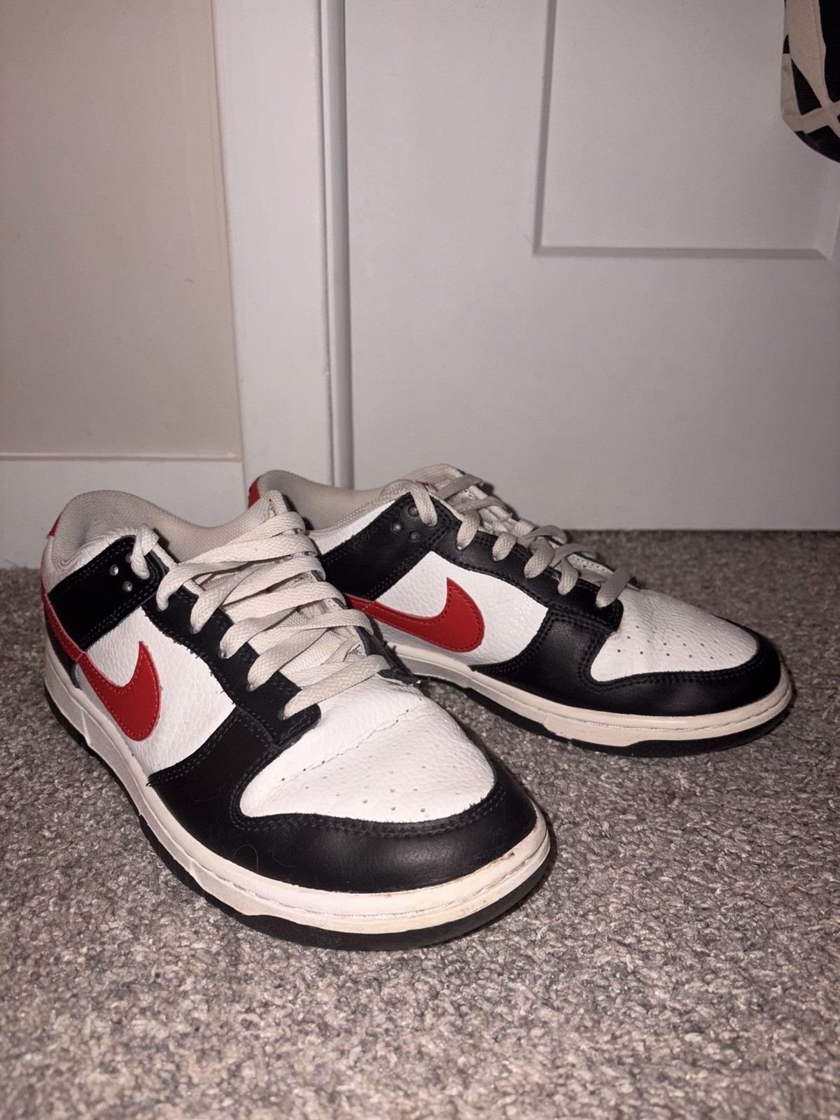 Nike Dunk Low ‘Black White Red’ Size M 7.5/W 9 FB3354