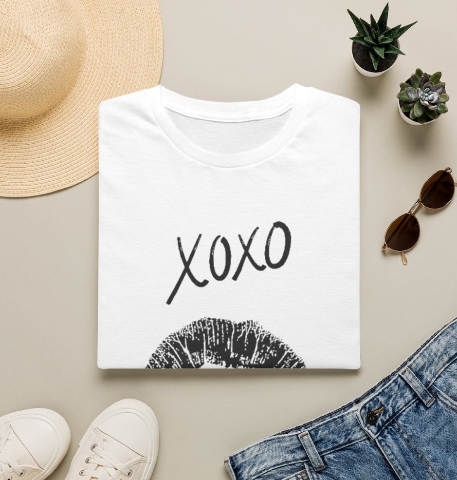 Unisex Softstyle T-Style XOXO